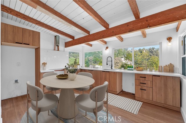 Detail Gallery Image 10 of 40 For 6324 Grape, Los Angeles,  CA 90068 - 4 Beds | 2 Baths