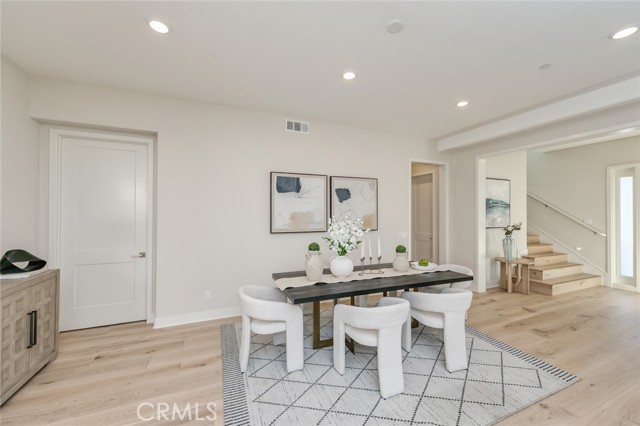 Detail Gallery Image 8 of 58 For 56 Chasma, Irvine,  CA 92618 - 5 Beds | 4/2 Baths