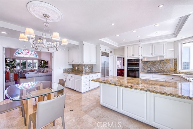 3372 Venture Drive, Huntington Beach CA: https://media.crmls.org/medias/1b147522-7387-4925-84b6-f08907eb82e6.jpg