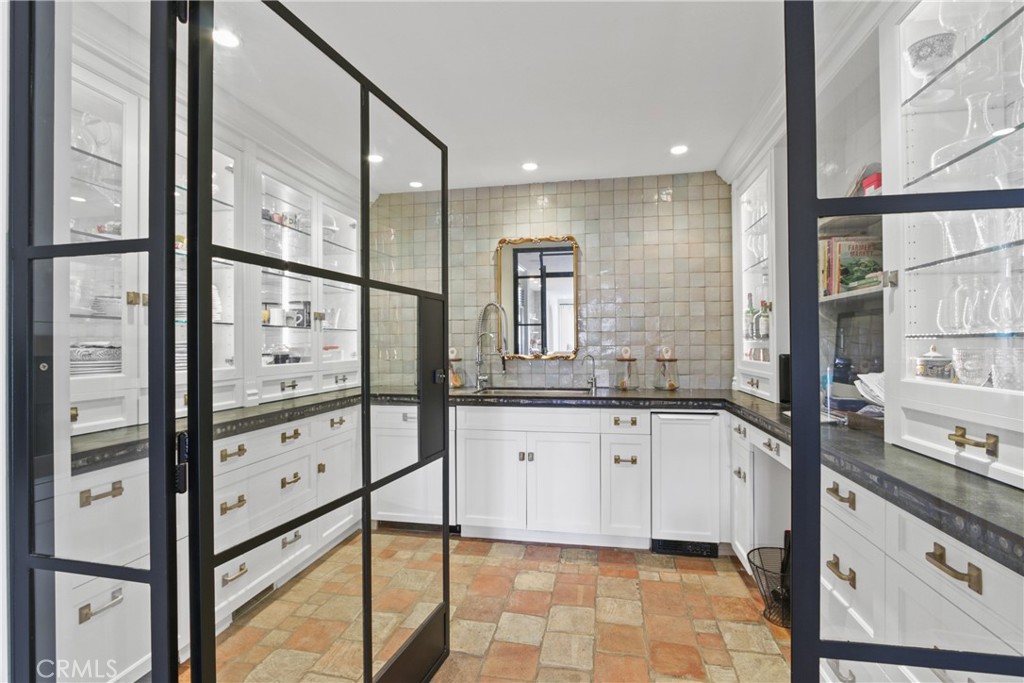 MLS #LG25247726 image #8