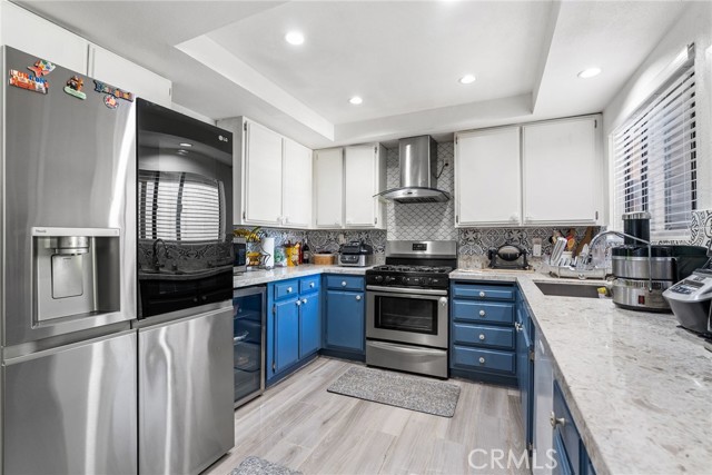 Detail Gallery Image 1 of 26 For 16512 Blackbeard Ln #200,  Huntington Beach,  CA 92649 - 3 Beds | 2 Baths