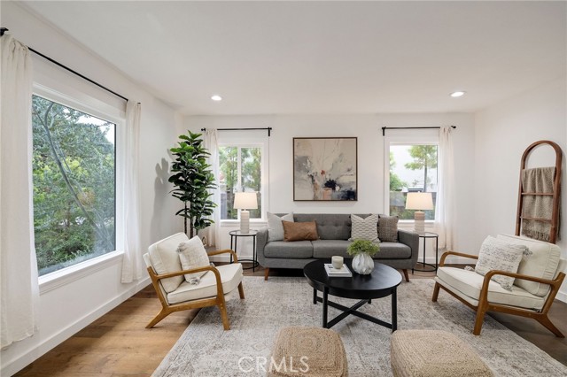 Detail Gallery Image 9 of 43 For 1023 Acacia, Torrance,  CA 90501 - 3 Beds | 2 Baths