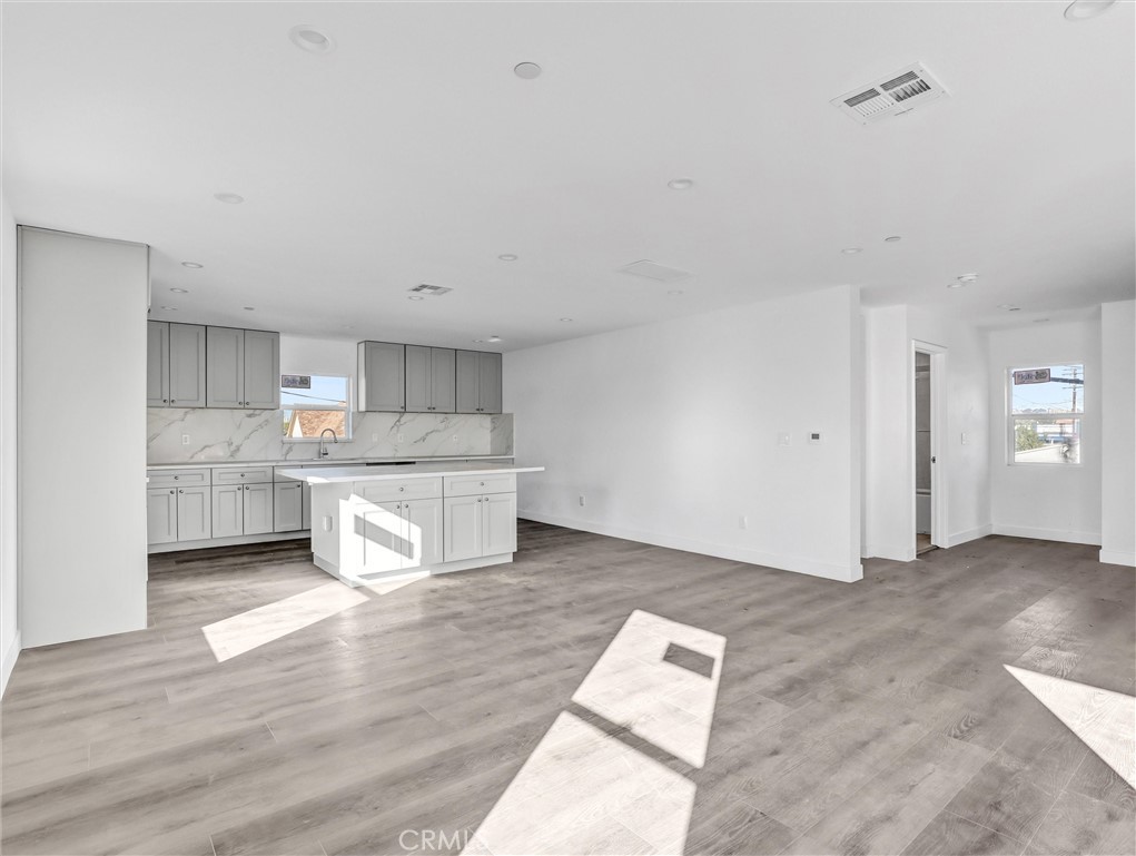 MLS #MB25239798 image #11