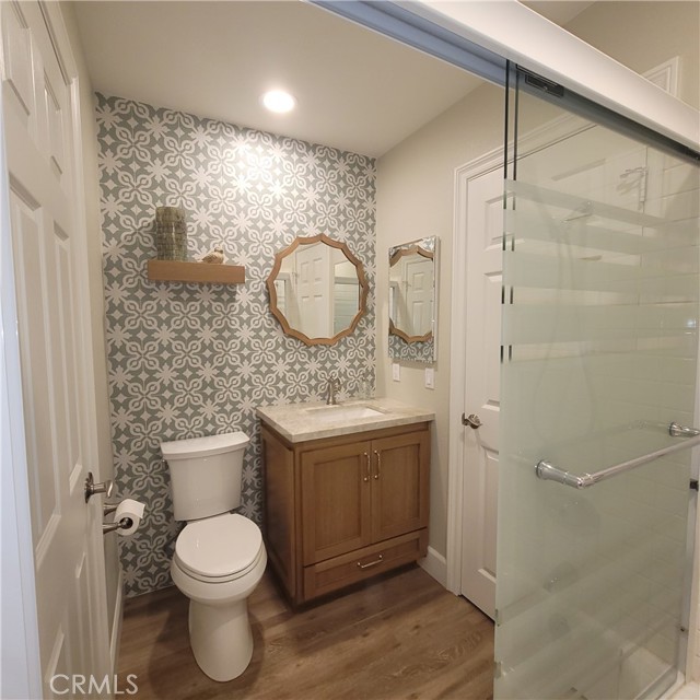 This bathroom opens into the 4th bedroom. If you need 2 master type bedrooms, you can achieve that here, since there is another hall bathroom.