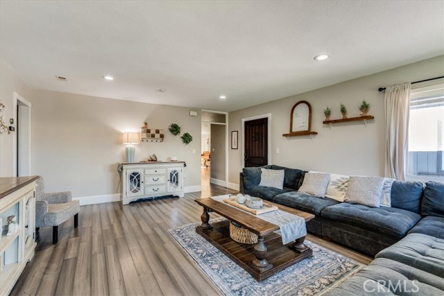 Detail Gallery Image 11 of 66 For 1871 Donna, Los Osos,  CA 93402 - 4 Beds | 2 Baths