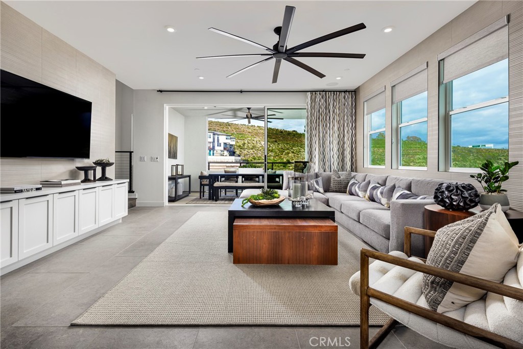 2509 Everly Court - photo 2