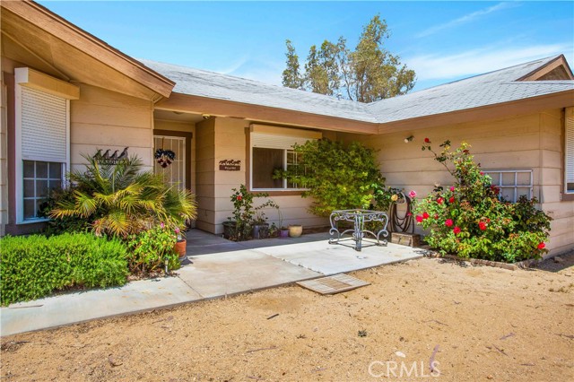 Detail Gallery Image 6 of 48 For 58682 Sun Mesa Dr, Yucca Valley,  CA 92284 - 3 Beds | 2 Baths