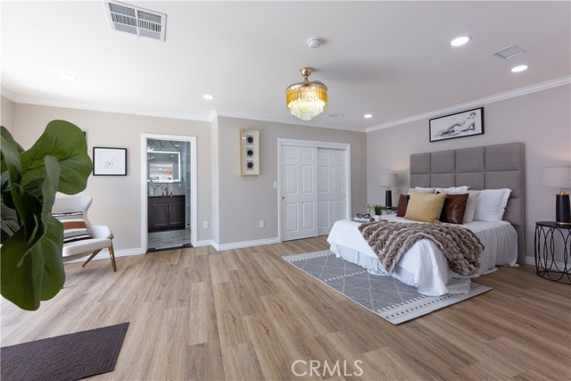 Detail Gallery Image 40 of 75 For 3841 Pacific Ave, Long Beach,  CA 90807 - 5 Beds | 5 Baths