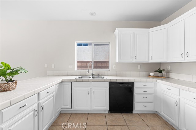 Detail Gallery Image 18 of 39 For 43453 Tali St, Lancaster,  CA 93535 - 3 Beds | 3 Baths