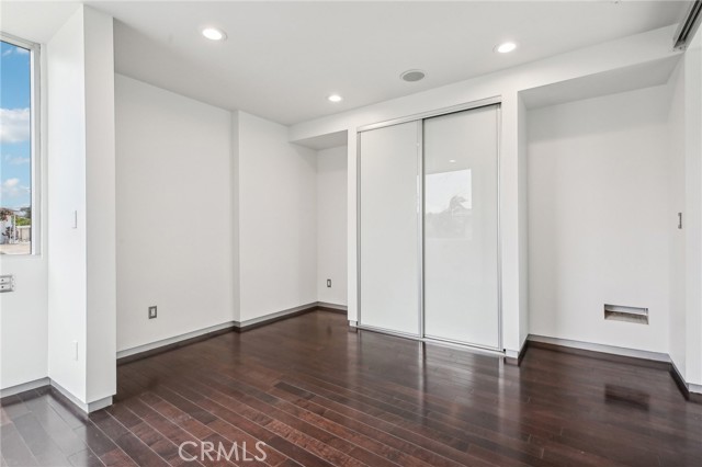 Detail Gallery Image 26 of 66 For 5251 Zakon Rd, Torrance,  CA 90505 - 4 Beds | 4 Baths