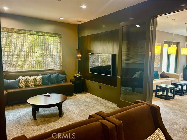 Detail Gallery Image 55 of 64 For 300 E 4th St. #101,  Long Beach,  CA 90802 - 1 Beds | 2 Baths