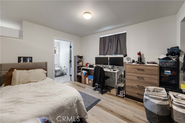 18557 Napa Street, Northridge CA: https://media.crmls.org/medias/1b1a678f-78af-48df-a373-0145ca7551e5.jpg