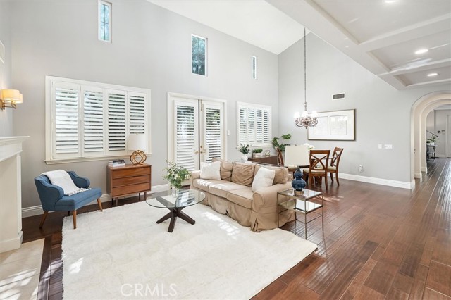 Detail Gallery Image 9 of 47 For 24909 Ironwood Dr, Valencia,  CA 91355 - 4 Beds | 4 Baths