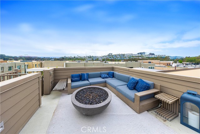 983 Doheny Way, Dana Point CA: https://media.crmls.org/medias/1b1af328-c00f-424d-94a7-48da6537ae1a.jpg