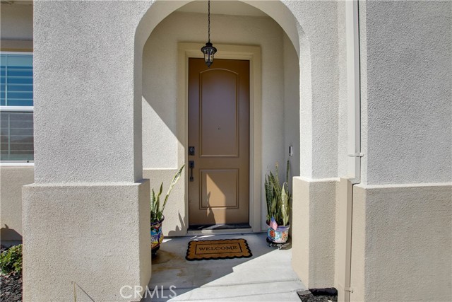 208 Luna Way, Hollister CA: https://media.crmls.org/medias/1b1c7006-1584-4321-8baf-05fc47666c95.jpg