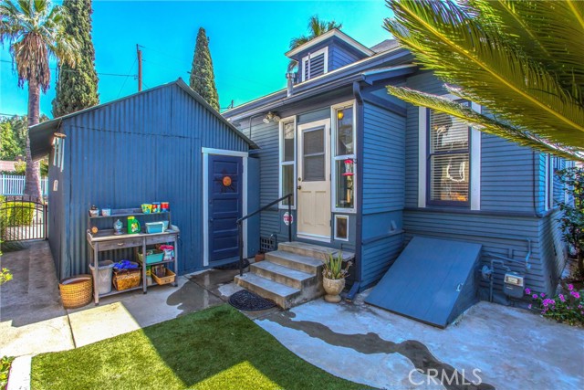 Detail Gallery Image 22 of 27 For 457 S 4th St, Redlands,  CA 92373 - 3 Beds | 1/1 Baths