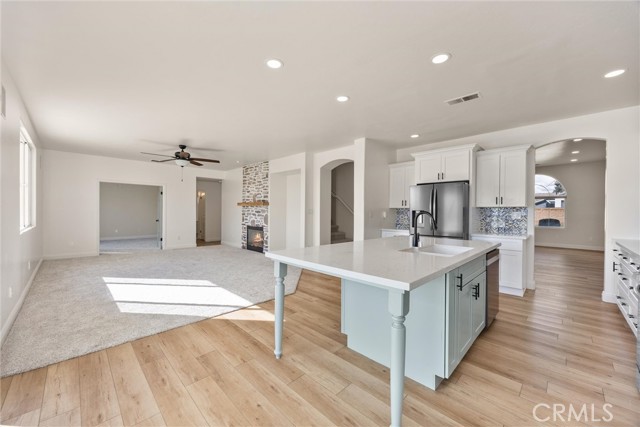 Detail Gallery Image 29 of 55 For 8707 Shore View, Bakersfield,  CA 93312 - 4 Beds | 3 Baths