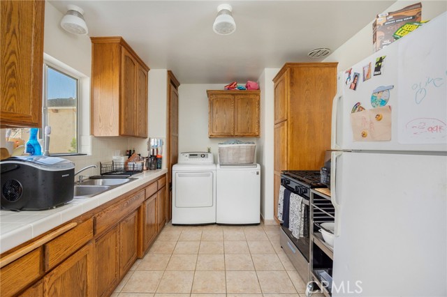 2615 Rockefeller, Redondo Beach, California 90278, ,Residential Income,For Sale,Rockefeller,SB25228942