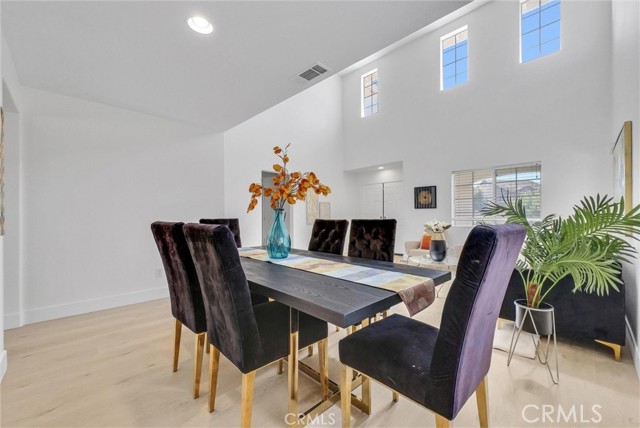 13812 Hollywood Avenue, Eastvale CA: https://media.crmls.org/medias/1b1f8105-6fa6-4d36-b941-30088013841c.jpg