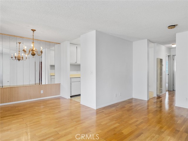 4919 Indian Wood Road, Culver City CA: https://media.crmls.org/medias/1b1fcaa9-ec28-4812-abdd-acff51f1e42e.jpg