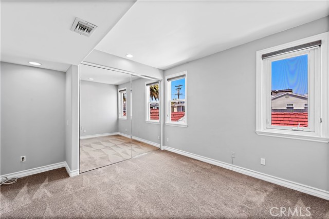 703 Marguerite Avenue, Corona del Mar CA: https://media.crmls.org/medias/1b1fdba1-1547-4f40-b697-2a92c7ab11a6.jpg