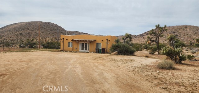 Detail Gallery Image 1 of 22 For 60161 Security Dr, Joshua Tree,  CA 92252 - 3 Beds | 2 Baths