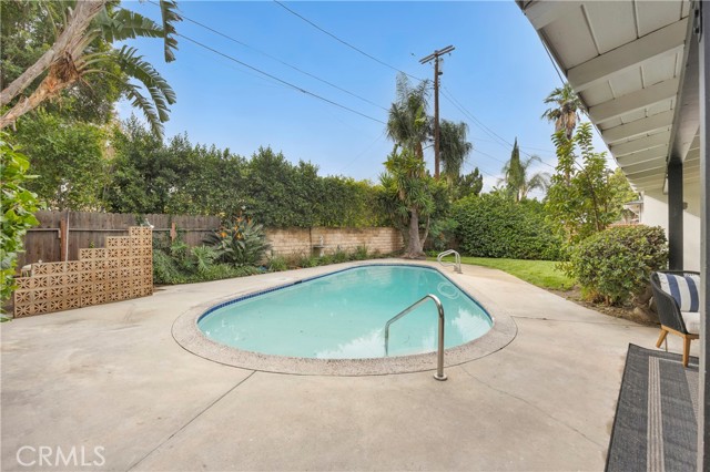 Detail Gallery Image 28 of 30 For 16938 Knapp St, Northridge,  CA 91343 - 3 Beds | 2/1 Baths