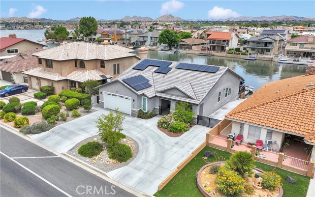 13699 Spring Valley Parkway, Victorville CA: https://media.crmls.org/medias/1b21593b-e573-4473-8771-45de3a8a8b9c.jpg