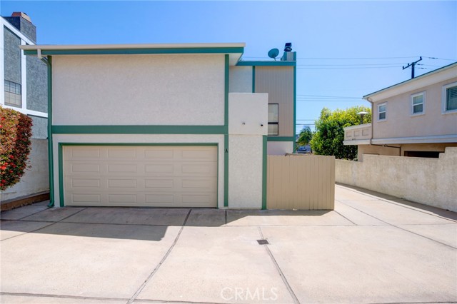 2015 Carnegie Lane, Redondo Beach, California 90278, 3 Bedrooms Bedrooms, ,2 BathroomsBathrooms,Residential,Sold,Carnegie,PV22090820