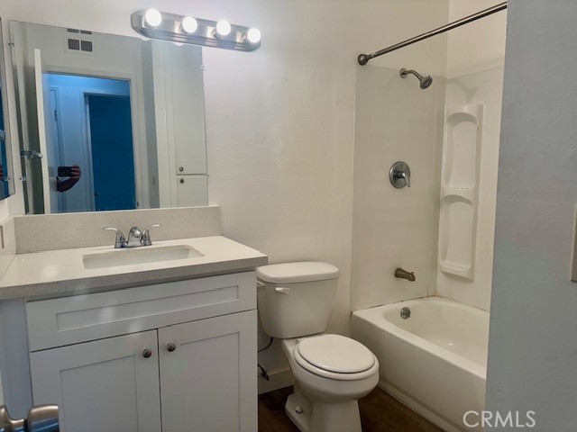 Detail Gallery Image 8 of 10 For 18612 Demion Cir a,  Huntington Beach,  CA 92646 - 3 Beds | 2 Baths