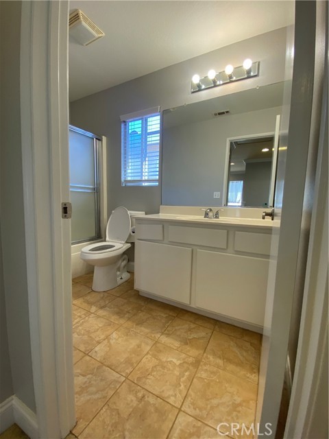 13068 Ansell Court, Garden Grove CA: https://media.crmls.org/medias/1b22d3aa-b52d-4f5e-a2be-081b729fe151.jpg