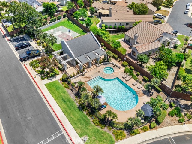 Detail Gallery Image 29 of 41 For 1310 Brookside Ct, Upland,  CA 91784 - 3 Beds | 2 Baths