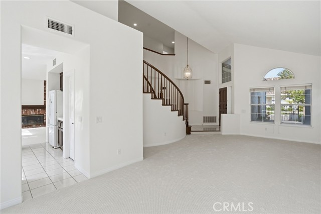 Image 5 of 27 For 9916 Fonte