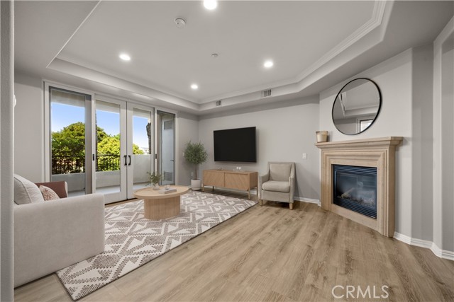 Detail Gallery Image 5 of 64 For 401 Bernard St #211,  Costa Mesa,  CA 92627 - 2 Beds | 2/1 Baths