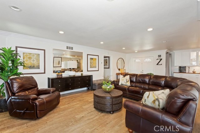 Detail Gallery Image 13 of 33 For 7722 Park Mccomber Cir, Buena Park,  CA 90621 - 3 Beds | 2 Baths