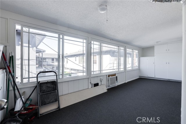 Detail Gallery Image 11 of 17 For 1014 E Carson, Long Beach,  CA 90807 - 2 Beds | 1 Baths