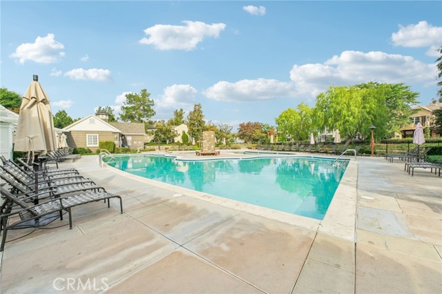 Detail Gallery Image 21 of 28 For 23327 Clearwater, Valencia,  CA 91355 - 4 Beds | 3 Baths