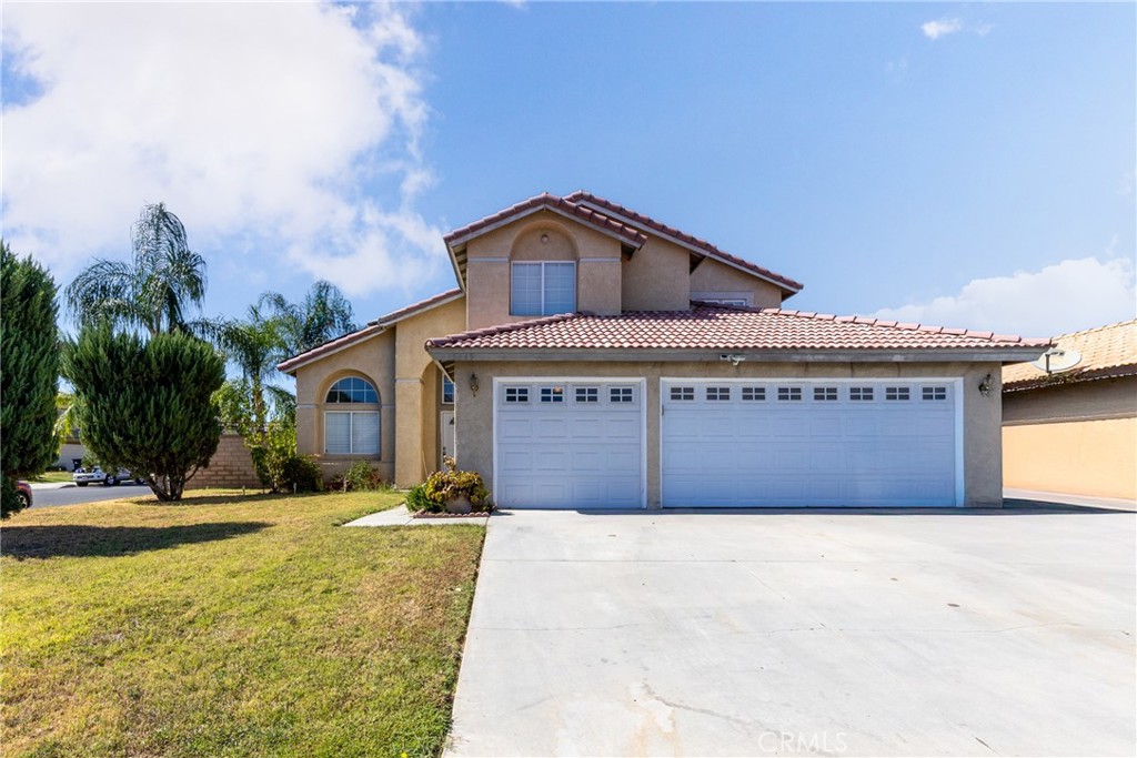 15645 Isleta