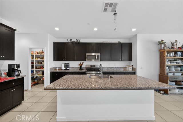 Detail Gallery Image 13 of 63 For 6007 Sierra Place, Banning,  CA 92220 - 4 Beds | 2 Baths