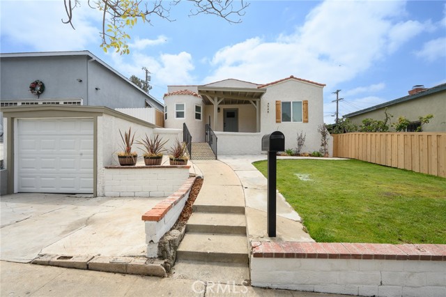 4548 Jade Street, Los Angeles CA: https://media.crmls.org/medias/1b27b56a-136a-4395-b867-7c9d072a0d2e.jpg