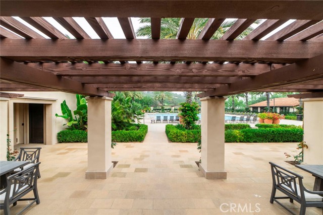 126 Long Fence, Irvine CA: https://media.crmls.org/medias/1b2919c6-3358-44e3-985d-ccfc51877cfd.jpg