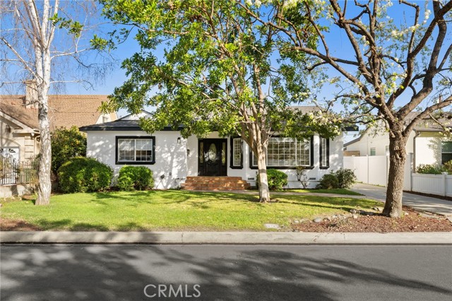 Detail Gallery Image 4 of 47 For 13951 Addison, Sherman Oaks,  CA 91423 - 3 Beds | 2 Baths