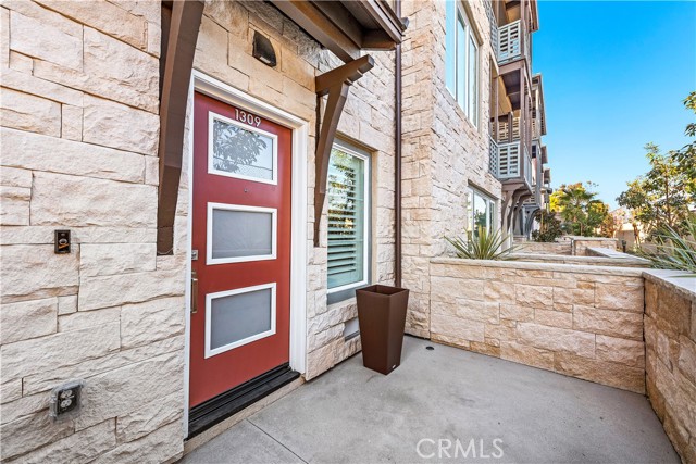 Detail Gallery Image 4 of 58 For 1309 Doheny Way, Dana Point,  CA 92629 - 3 Beds | 2 Baths