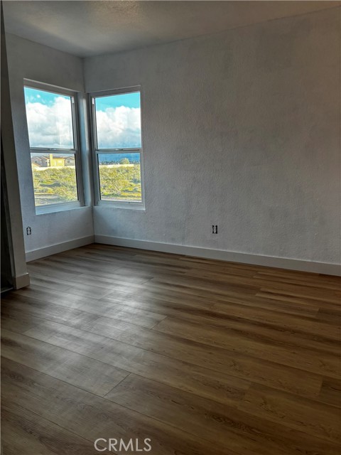 Detail Gallery Image 8 of 14 For 12533 Loma Verde, Victorville,  CA 92392 - 3 Beds | 2/1 Baths