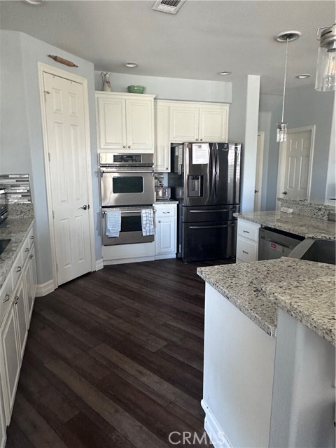 29378 Old Wrangler Road, Canyon Lake CA: https://media.crmls.org/medias/1b2c7f80-fde4-4b7a-af32-26dddedf7db9.jpg