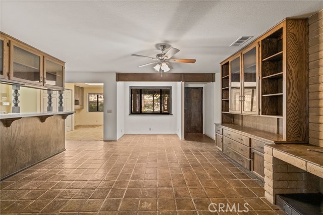6638 Ray Family Lane, Magalia CA: https://media.crmls.org/medias/1b2ed978-f7e2-4a52-ba6c-f620726f9646.jpg