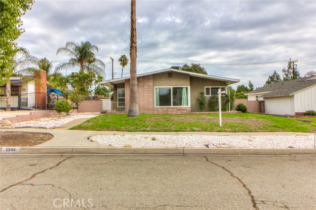 1344 Winston Court, Upland, CA 91786