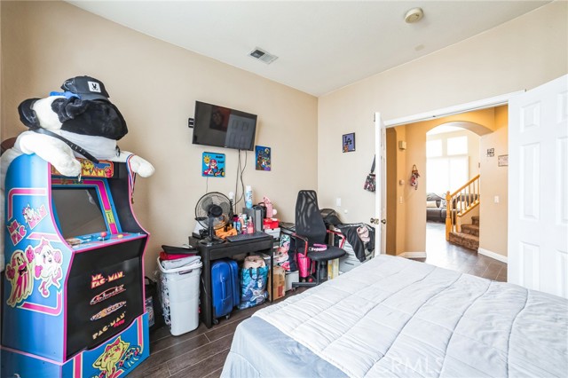 Detail Gallery Image 14 of 37 For 5418 Grand Prix Ct, Fontana,  CA 92336 - 3 Beds | 3 Baths