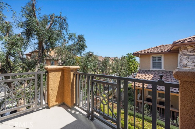 28507 Herrera Street, Valencia CA: https://media.crmls.org/medias/1b30c54d-3067-43a2-96f3-b7a8a5b7fd54.jpg