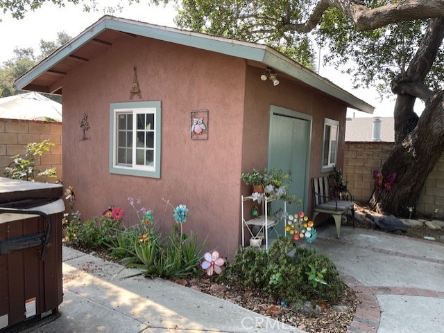 1702 1st Street, Duarte CA: https://media.crmls.org/medias/1b30fcc0-af4d-4099-a054-7f5e1157e9ff.jpg
